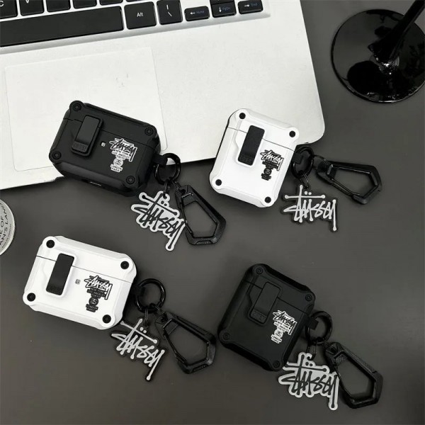 Stussy ステューシーブランド Airpods Pro3/4/3/Pro2ケース 保護 エアーポッズ 第四世代ケース 便利 カラビナ付き軽量 エアーポッズ プロ3/4/プロ2/3カバー 紛失防止ブランド Airpods Pro3/Pro2/3 4メンズ レディース