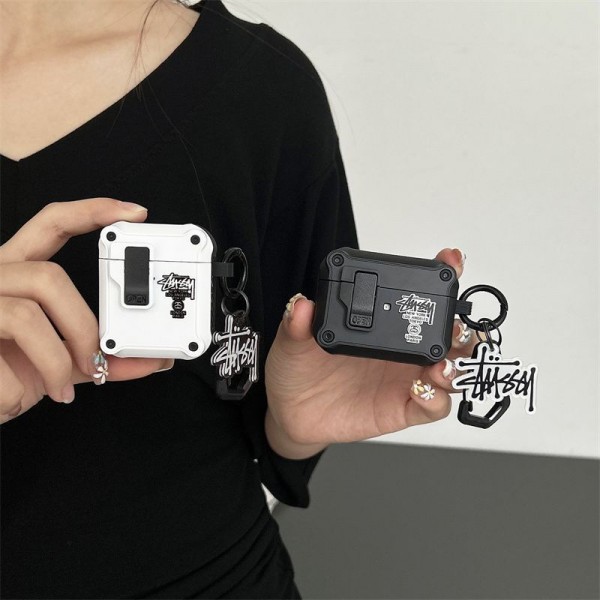 Stussy ステューシーブランド Airpods Pro3/4/3/Pro2ケース 保護 エアーポッズ 第四世代ケース 便利 カラビナ付き軽量 エアーポッズ プロ3/4/プロ2/3カバー 紛失防止ブランド Airpods Pro3/Pro2/3 4メンズ レディース