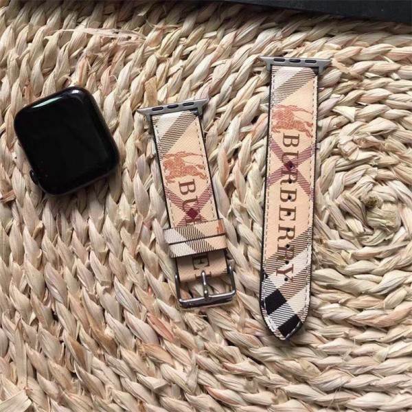 シュプリームモノグラム アップルウォッチSE2バンド レザー製芸能人愛用 chanel アップルウォッチUltra2，Apple Watch 9 10ベルト 腕時計 エルメス ストラップ apple watch ultraバンド メンズ レディースアップルウォッチ7バンド 調節可能