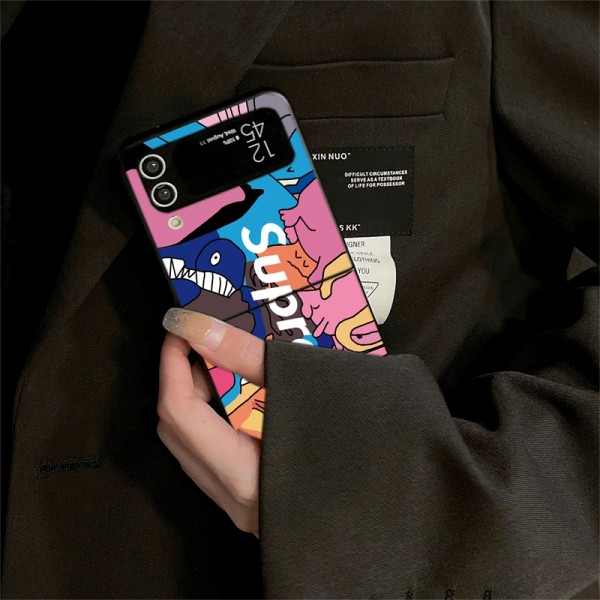 Supreme シュプリームブランド Samsung Z Fold 7 6 5 4 flip 7 6 5 4スマホカバー 流行りかわいいGalaxy Z flip Fold 5 4 6 7 ケース 耐衝撃レザーGalaxy Z Flip7 5 4 6スマホケース 携帯カバーブランドギャラクシー Z Flip7 5 4 6カバー 落下保護