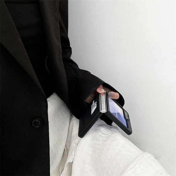ザノースフェイス THE NORTH FACEブランド Samsung Z Fold 6 5 4 flip 6 5 4スマホカバー 流行りかわいいGalaxy Z flip Fold 5 4ケース 耐衝撃レザーSamsung Z Fold5 4 6スマホケース気質オシャレGalaxy Z Flip5/4ケース 高級感 シンプル 逸品