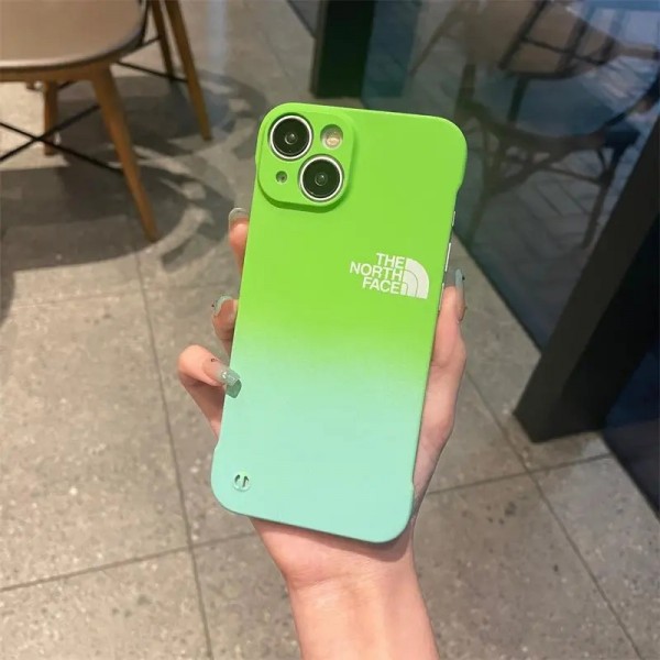 ザノースフェイス THE NORTH FACE アイフォン17 air 16 pro max 15 plus 14pro 16e ブランドケース耐衝撃のiPhone Air 17pro 16e 15 pro max 14  13 12 plusスマホケースアイフォン17/air/15/14 13pro 12 16+ケースブランド 手触り良い アップル 15+ 14pro 16e 17ブランドスマホカバー薄型オシャレ