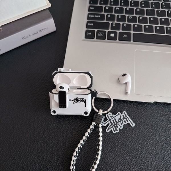 Stussy ステューシー エアーポッズ 第四世代ケース 便利 カラビナ付き軽量 エアーポッズ プロ3/4/プロ2/3カバー 紛失防止airpods Pro3 4 pro2ケース シリコンairpods Pro3/pro2/4 3ケース ストラップ付き