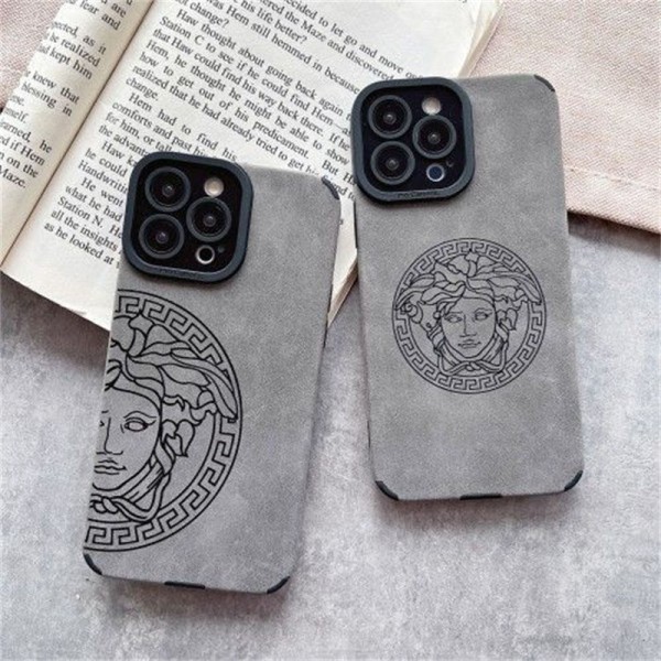 Versace ヴェルサーチハイブランドiphone16e 14 Pro Max 15 Plusケースカバー耐衝撃のiPhone  16e 15 pro max 14  13 12 plusスマホケースアイフォン15/14 13pro 12 16+ケースブランド 手触り良い 男女兼用iPhone 15 14 16 pro maxケースカバー