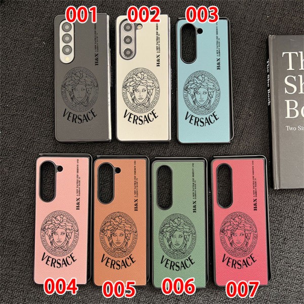 Versace ヴェルサーチブランド Samsung Z Fold 7 6 5 4 flip 7 6 5 4スマホカバー 流行りかわいいGalaxy Z flip Fold 5 4 6 7 ケース 耐衝撃レザーブランドVersaceギャラクシー Z Flip7 5 4 6カバー 落下保護Galaxy Z Flip7/6/5/4ケース 高級感 シンプル 逸品