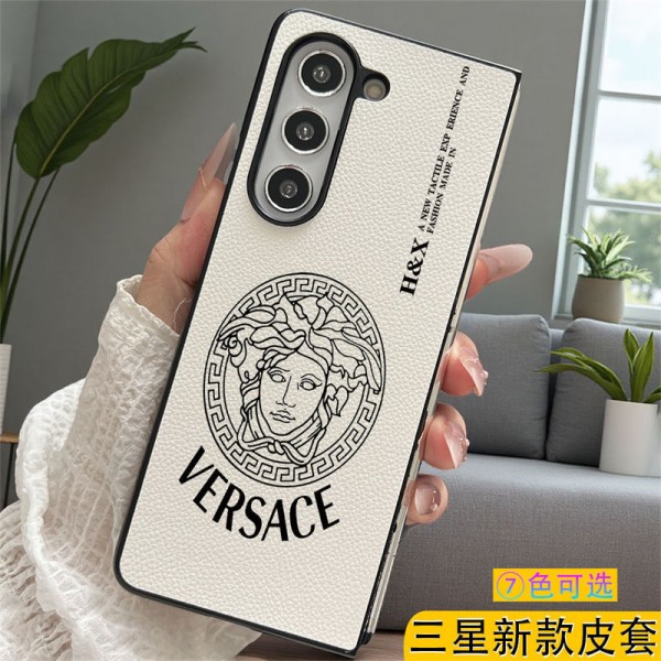 Versace ヴェルサーチブランド Samsung Z Fold 7 6 5 4 flip 7 6 5 4スマホカバー 流行りかわいいGalaxy Z flip Fold 5 4 6 7 ケース 耐衝撃レザーブランドVersaceギャラクシー Z Flip7 5 4 6カバー 落下保護Galaxy Z Flip7/6/5/4ケース 高級感 シンプル 逸品