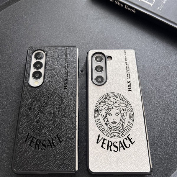 Versace ヴェルサーチブランド Samsung Z Fold 7 6 5 4 flip 7 6 5 4スマホカバー 流行りかわいいGalaxy Z flip Fold 5 4 6 7 ケース 耐衝撃レザーブランドVersaceギャラクシー Z Flip7 5 4 6カバー 落下保護Galaxy Z Flip7/6/5/4ケース 高級感 シンプル 逸品