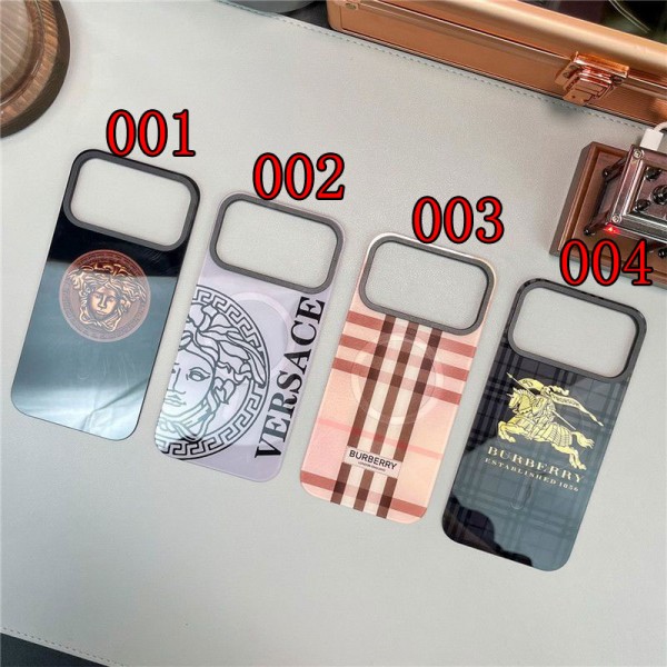 Versace ヴェルサーチェアイフォンAir /16プロ マックス/15 17 プロ/16カバー 落下防止耐衝撃のiPhone Air 17pro 16e 15 pro max 14  13 12 plusスマホケース男女兼用iPhone  Air 15 14 16 17pro maxケースカバーアップル 15+ 14pro 16e 17ブランドスマホカバー薄型オシャレ