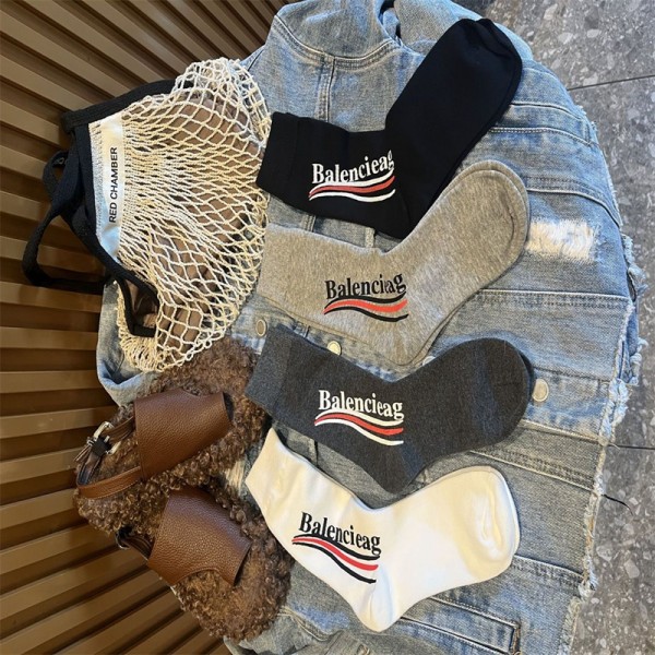 Balenciaga バレンシアガ ブランド靴下 偽物ハイソックス ブランド スポーツ コピー厚手ソックス 冬秋 保温 ルームソックス ブランド通販