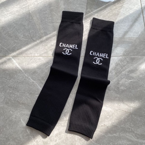 Chanel シャネルパロディ靴下 韓国 安いルームソックス 冬秋ブランド激安靴下メンズレディーススーパーコピー 保温 ルームソックス ブランド通販