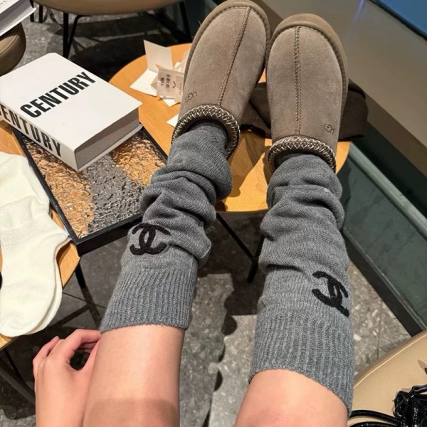 Chanel シャネルブランド靴下 偽物厚手ソックス 冬秋韓国 冷えとりくつした 冷え性対策グッズ 靴下 ソックス ハイブランド あったかグッズ 