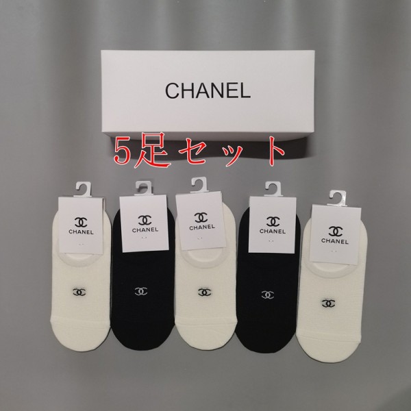 Chanel シャネル激安 ソックス ブランド フットカバー スニーカーイン夏 綿 薄手 通気性 おしゃれ スポーツ くつしたパロディ靴下 韓国 安いランニング ゴルフ靴下 吸汗速乾 蒸れない スニーカーソックス