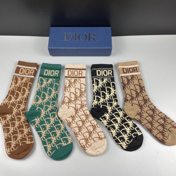 Dior ディオール激安 ソックス 5足セット ブランド フットカバー スニーカーインハイブランド 涼しい ムレない おしゃれ 綿 春夏秋 靴下夏 綿 薄手 通気性 おしゃれ スポーツ くつしたランニング ゴルフ靴下 吸汗速乾 蒸れない スニーカーソックス