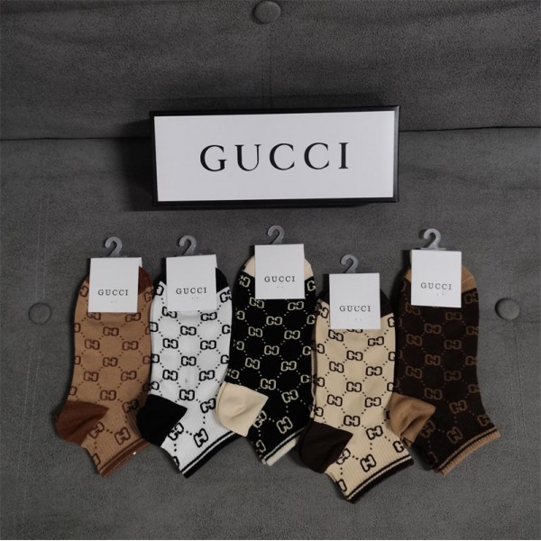 Gucci グッチハイブランド 涼しい ムレない おしゃれ 綿 春夏秋 靴下夏 綿 薄手 通気性 おしゃれ スポーツ くつしたパロディ靴下 韓国 安いランニング ゴルフ靴下 吸汗速乾 蒸れない スニーカーソックス