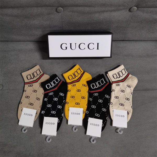 Gucci グッチ韓国ブランド コピー 靴下激安 ソックス ブランド フットカバー スニーカーインパロディ靴下 韓国 安いランニング ゴルフ靴下 吸汗速乾 蒸れない スニーカーソックス