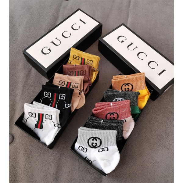 Gucci グッチ激安 ソックス ブランド フットカバー スニーカーイン夏 綿 薄手 通気性 おしゃれ スポーツ くつしたパロディ靴下 韓国 安いランニング ゴルフ靴下 吸汗速乾 蒸れない スニーカーソックス
