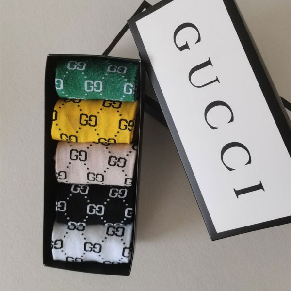 Gucci グッチ韓国ブランド コピー 靴下激安 ソックス ブランド フットカバー スニーカーインハイブランド 涼しい ムレない おしゃれ 綿 春夏秋 靴下夏 綿 薄手 通気性 おしゃれ スポーツ くつした