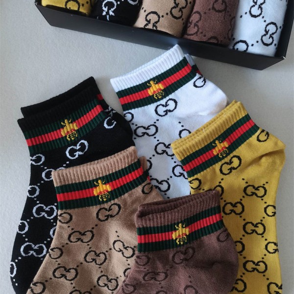 Gucci グッチ韓国ブランド コピー 靴下ハイブランド 涼しい ムレない おしゃれ 綿 春夏秋 靴下夏 綿 薄手 通気性 おしゃれ スポーツ くつしたランニング ゴルフ靴下 吸汗速乾 蒸れない スニーカーソックス