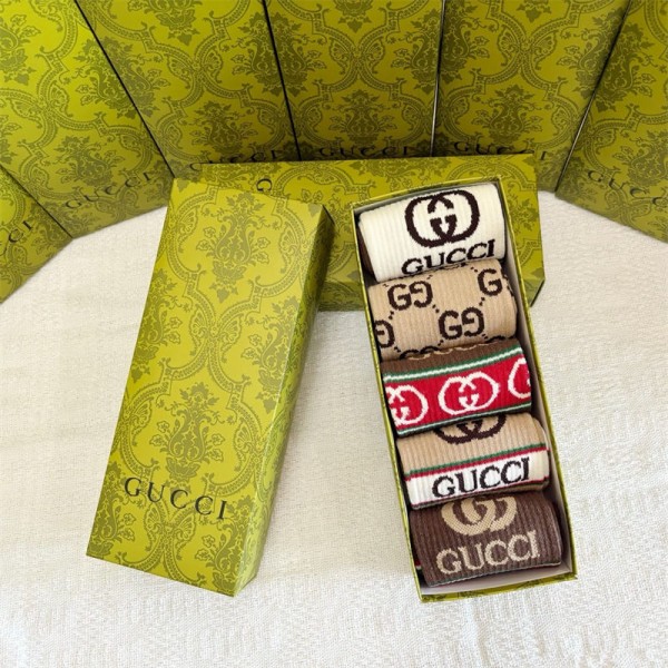 Gucci グッチブランド靴下 偽物厚手ソックス 冬秋韓国 冷えとりくつした  保温 ルームソックス ブランド通販 5足セット