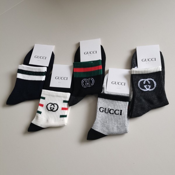 Gucci グッチブランド靴下 偽物パロディ靴下 韓国 安い韓国 冷えとりくつした  保温 ルームソックス ブランド通販