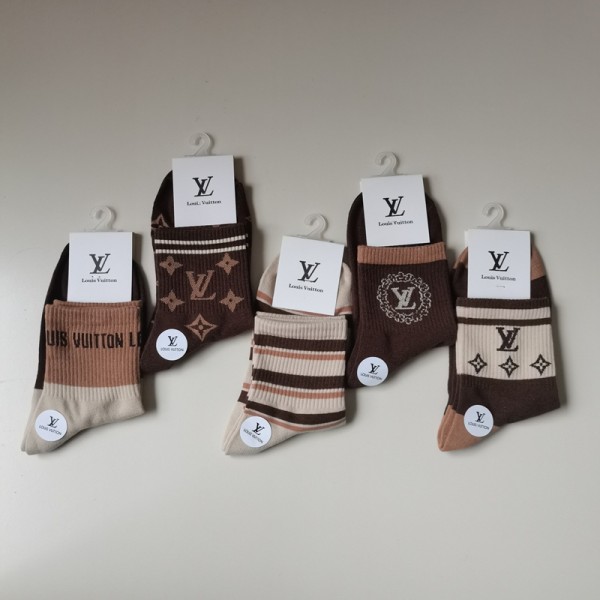 Lv ルイヴィトンパロディ靴下 韓国 安いブランド激安靴下メンズレディーススーパーコピー韓国 冷えとりくつした  保温 ルームソックス ブランド通販