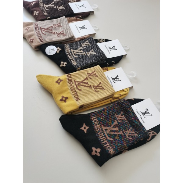 Lv ルイヴィトンブランド靴下 偽物厚手ソックス 冬秋ブランド激安靴下メンズレディーススーパーコピー韓国 冷えとりくつした 
