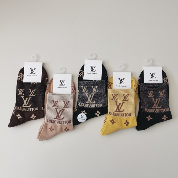 Lv ルイヴィトンブランド靴下 偽物厚手ソックス 冬秋ブランド激安靴下メンズレディーススーパーコピー韓国 冷えとりくつした 