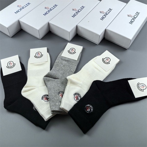 Moncler モンクレール韓国ブランド コピー 靴下激安 ソックス ブランド フットカバー 5足セット スニーカーイン夏 綿 薄手 通気性 おしゃれ スポーツ くつしたランニング ゴルフ靴下 吸汗速乾 蒸れない スニーカーソックス
