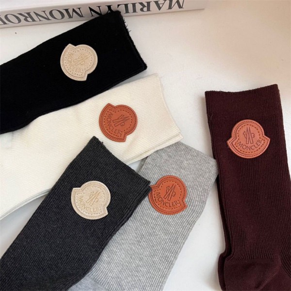 Moncler モンクレールブランド靴下 偽物ブランド激安靴下メンズレディーススーパーコピー冷え性対策グッズ 靴下 ソックス ハイブランド あったかグッズ  保温 ルームソックス ブランド通販