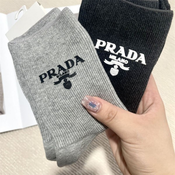 Prada プラダブランド靴下 偽物ソックス ブランド スポーツ コピー冷え性対策グッズ 靴下 ソックス ハイブランド あったかグッズ  保温 ルームソックス ブランド通販