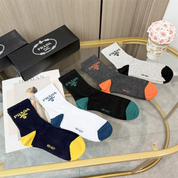 Prada プラダソックス ブランド スポーツ コピーパロディ靴下 韓国 安い韓国 冷えとりくつした 冷え性対策グッズ 靴下 ソックス ハイブランド あったかグッズ 