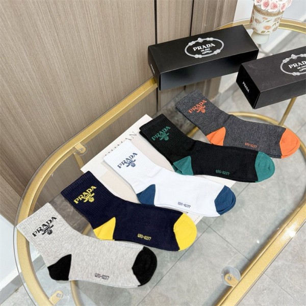 Prada プラダソックス ブランド スポーツ コピーパロディ靴下 韓国 安い韓国 冷えとりくつした 冷え性対策グッズ 靴下 ソックス ハイブランド あったかグッズ 