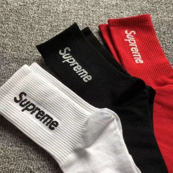 Supreme シュプリーム韓国 3足セット ブランド コピー 靴下激安 ソックス ブランド フットカバー スニーカーインハイブランド 涼しい ムレない おしゃれ 綿 春夏秋 靴下夏 綿 薄手 通気性 おしゃれ スポーツ くつした