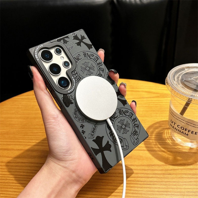  クロムハーツiphone 17plus 15 plus 16eケース