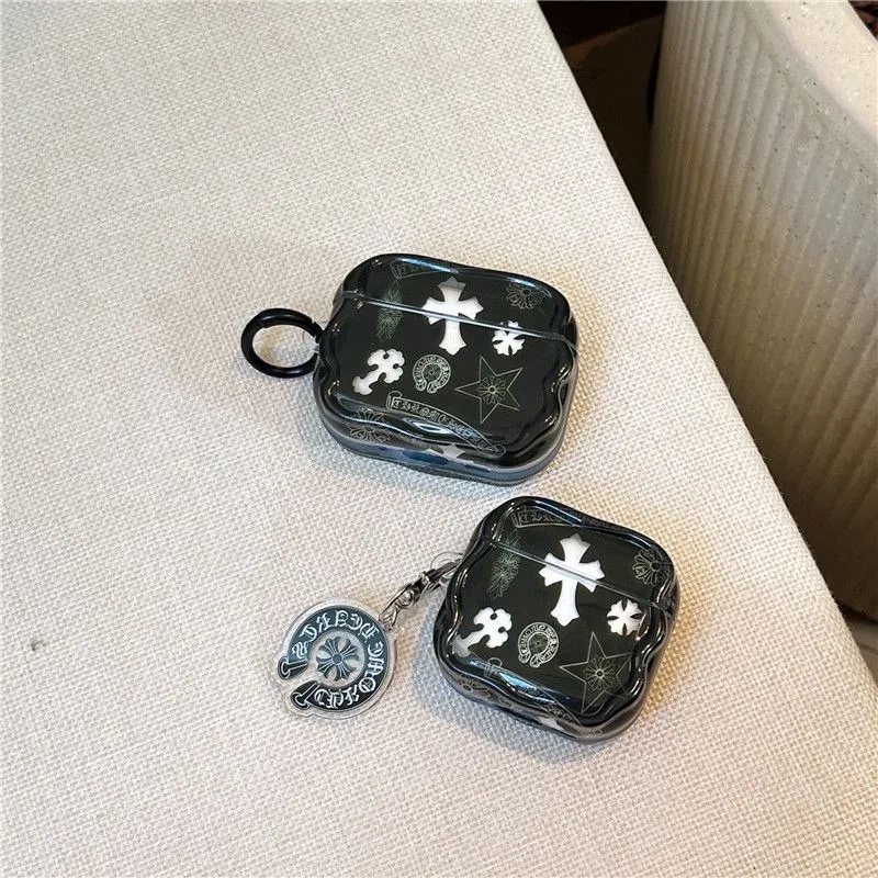 Chrome Heartsエアーポッズ プロ3/4/プロ2/3カバー