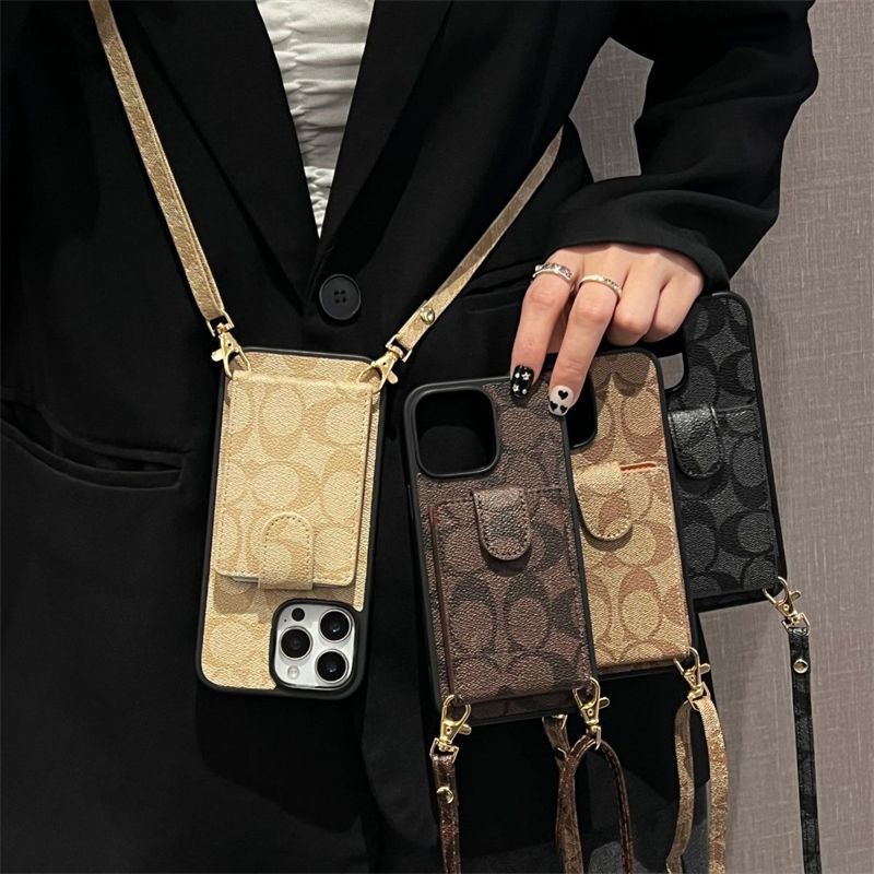 Coach アイフォン 16プロ マックス/15 17 プロ/16カバ