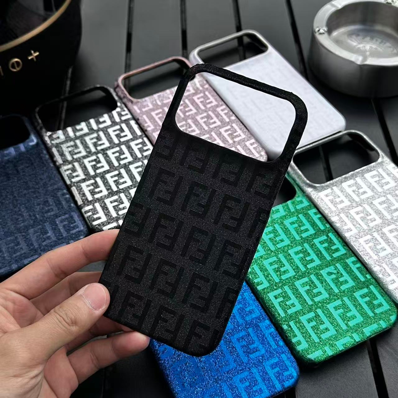Fendi アイフォン17 16 pro max 15 plus ケース