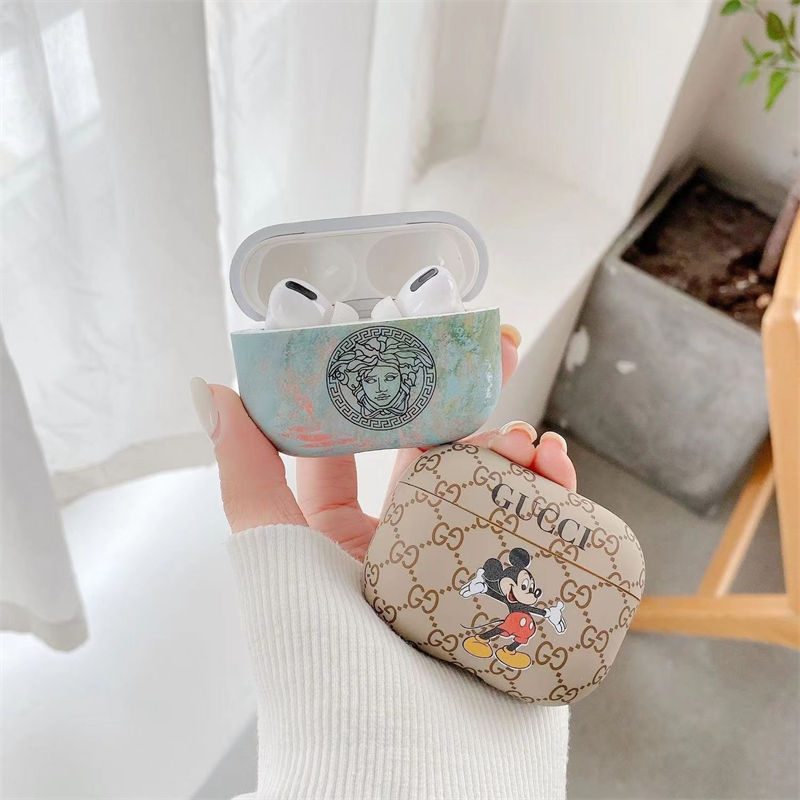 ヴェルサーチairpods 4 pro2ケース 