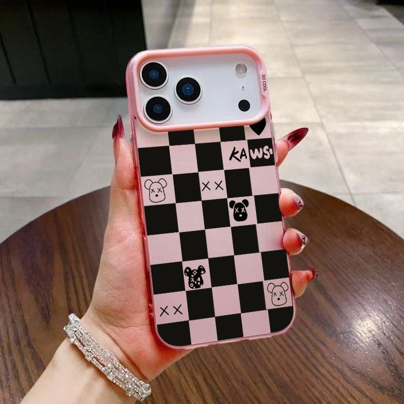 Kawsアップル 15+ 14pro 16e 17ブランドスマホカバー