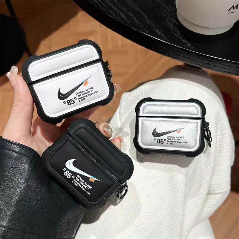Nike エアーポッズ 4/プロ2/3カバー