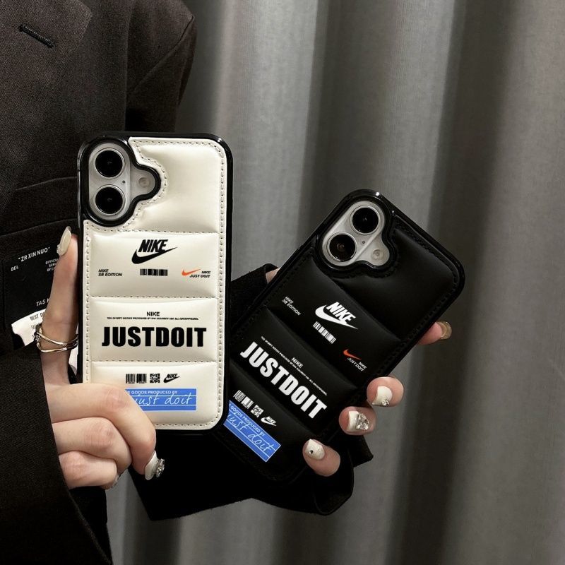 ナイキiPhone  Air 15 14 16 17pro maxケース