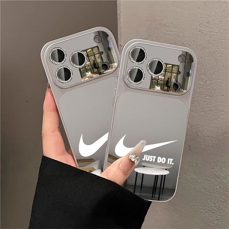 iphone 17pro 16 plusナイキカバー 流行り