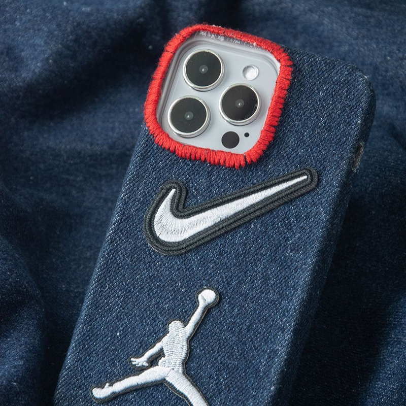 Nikeアップル 18 15+ 14pro 16e 17eカバー