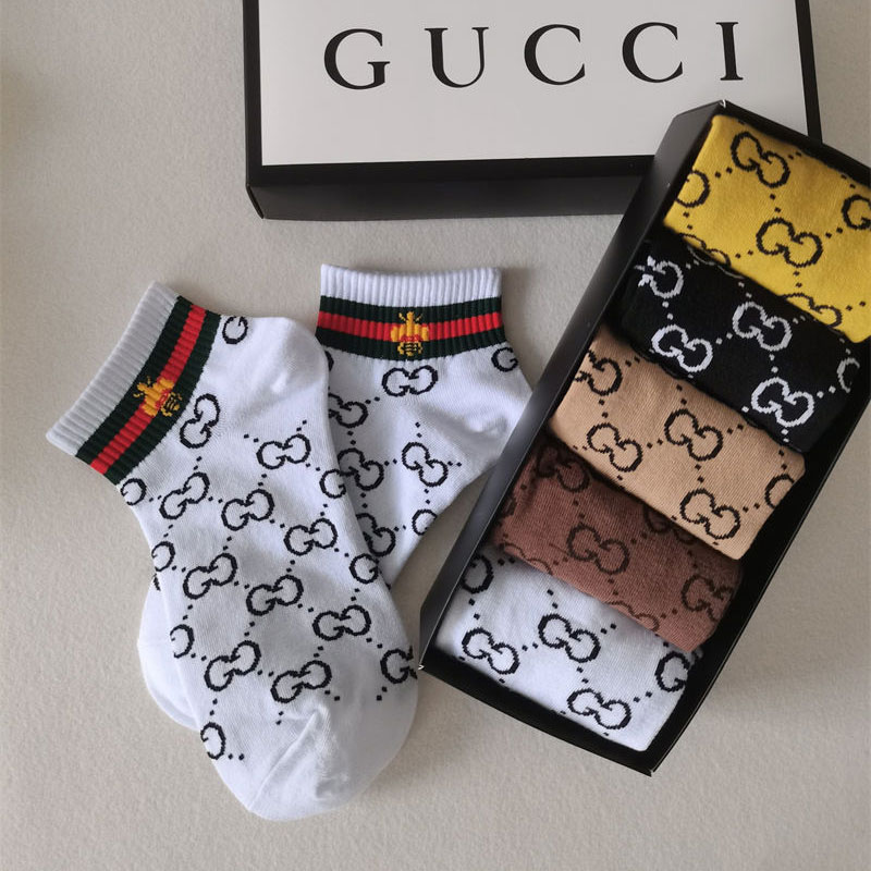 Gucciスポーツ くつした