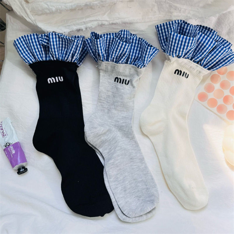 MiuMiuブランド靴下 偽物