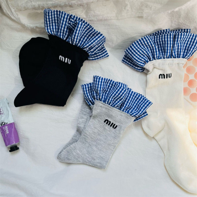 ミュウミュウパロディ靴下 韓国