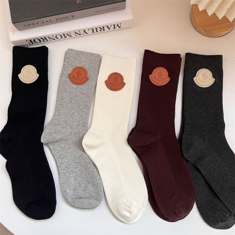 Moncler厚手ソックス 冬秋